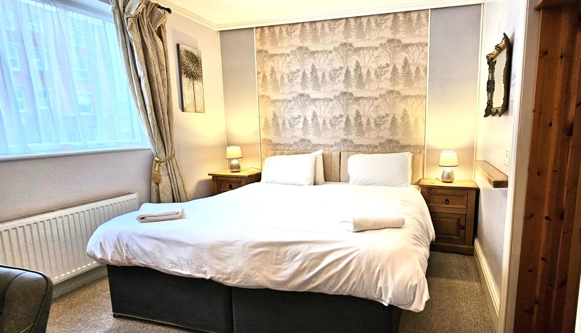Отель Dukes Folly 3*