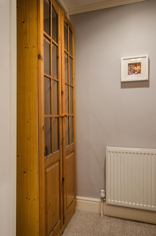 Dukes Folly Отель 3*