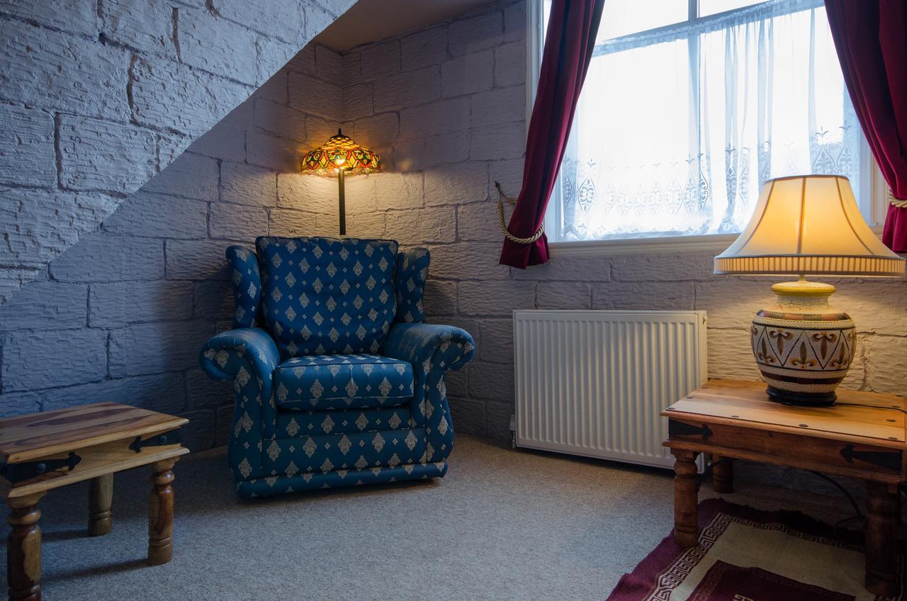 Отель Dukes Folly 3*