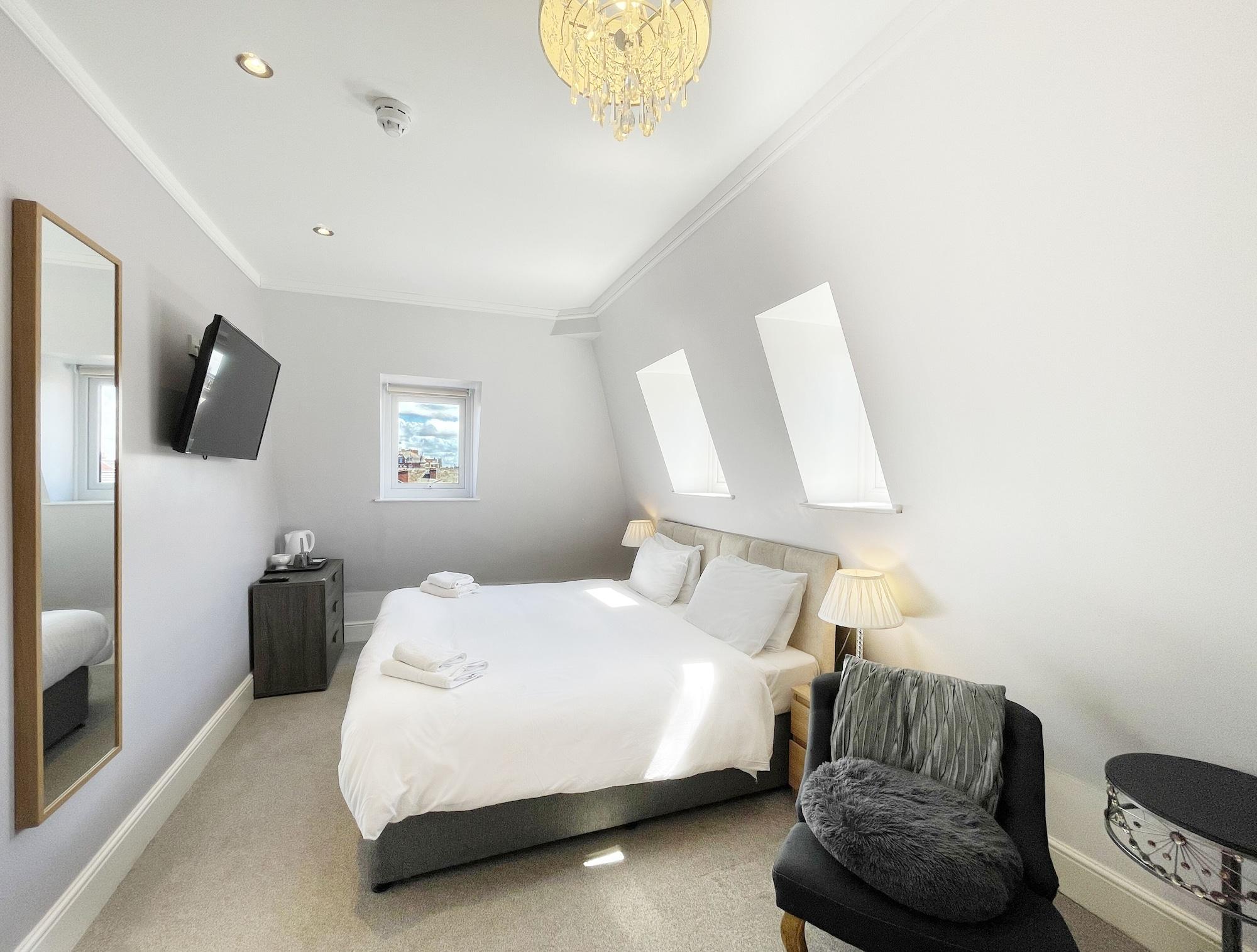 Dukes Folly Hotel